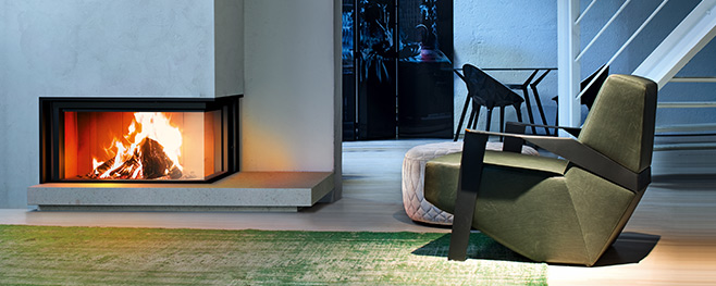 So-bleibt-die-Kaminscheibe-sauber