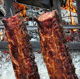 Gaucho-Asado-mit-Spanferkel