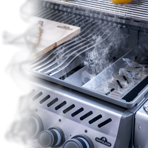 Gasgrill mit Räucherfunktion Napoleon Grills