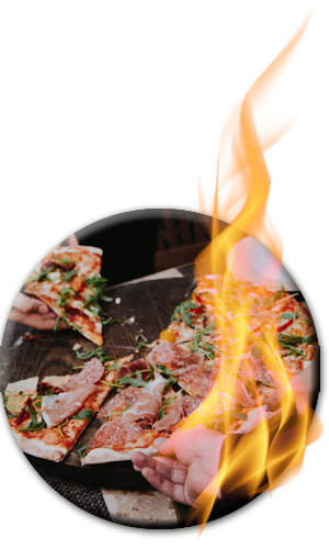 Dank perfekter Pizzaofentemperatur: alle greifen bei der Pizza zu