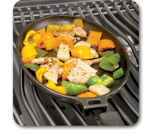 Ambientebild der Napoleon Grill und Bratpfanne