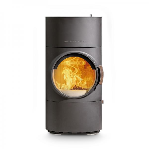 Speicherofen Austroflamm mit großer runder Sichtscheibe