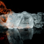 Feuer auf Eiswürfel