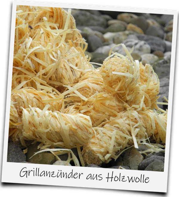 Holzwolle zum Anzünden von Grillkohle