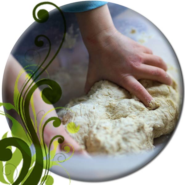 Teig für Grillpizza per Hand kneten